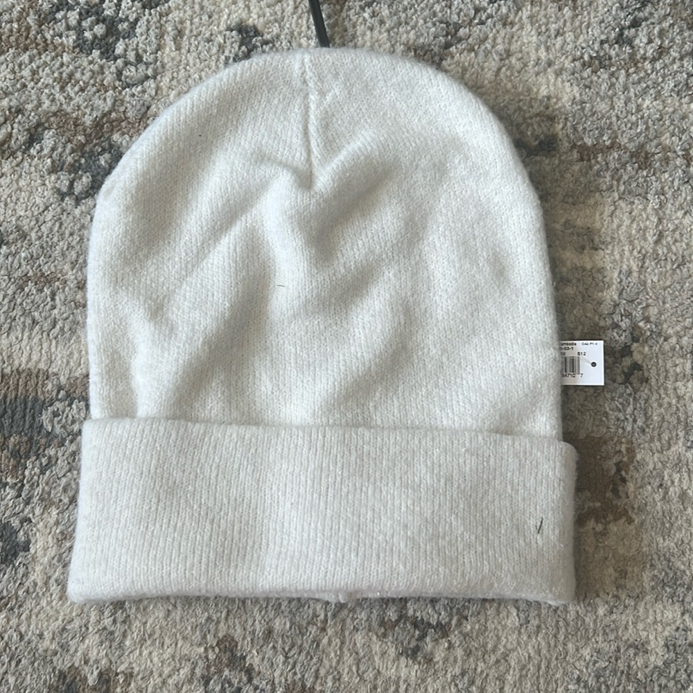Old Navy Knit Beanie